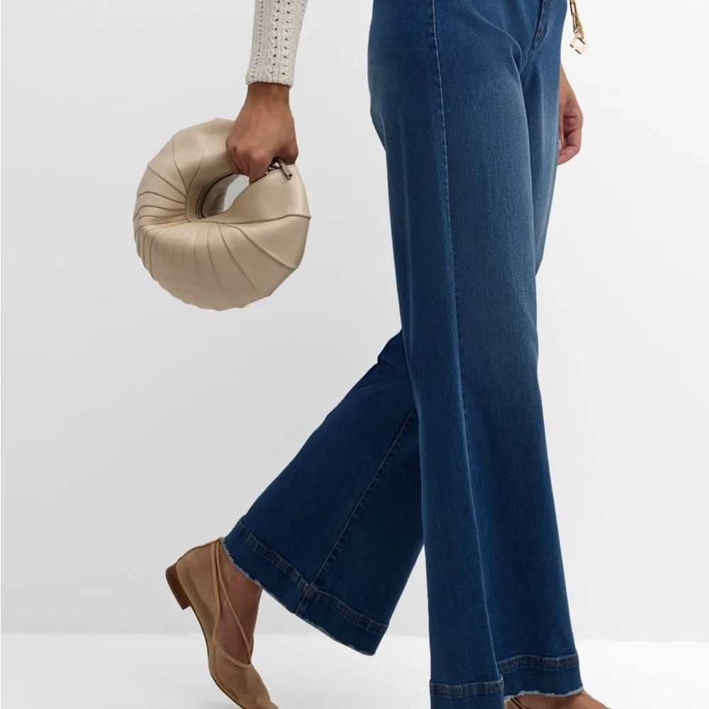 Cult Gaia ubah clutch - Picture 4 of 14